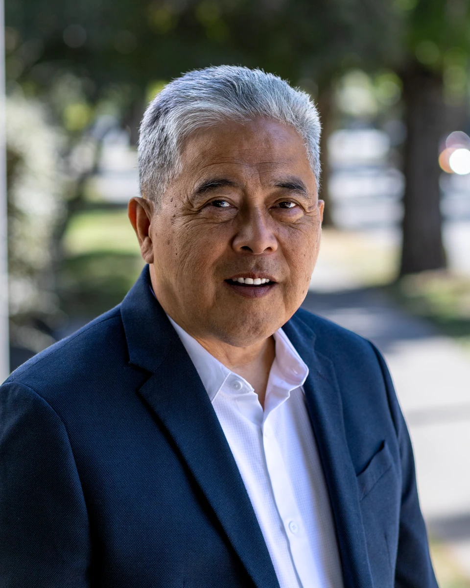 Ken Hamaguchi, candidate for School Trustee